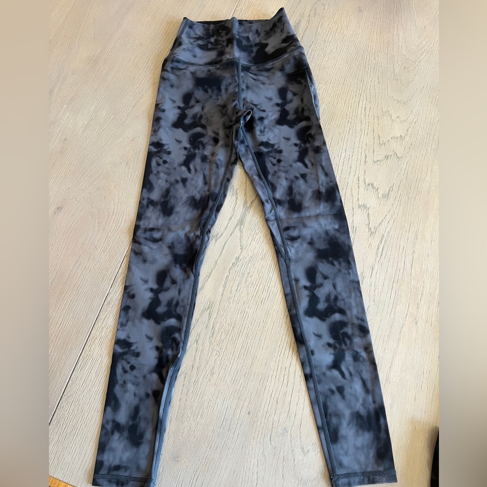Pixie Lane Leggins
Never worn 
Tie dye
